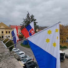 Na Slovensku vlaje nepomucký prapor foto archiv Krupiny